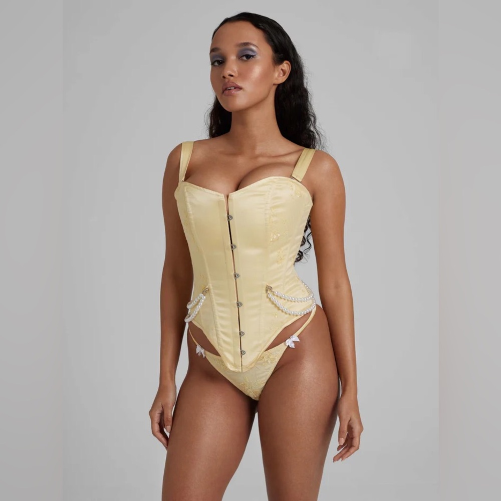 Scarlett Gasque Butter Yellow Pearl Corset S - Picture 2 of 9